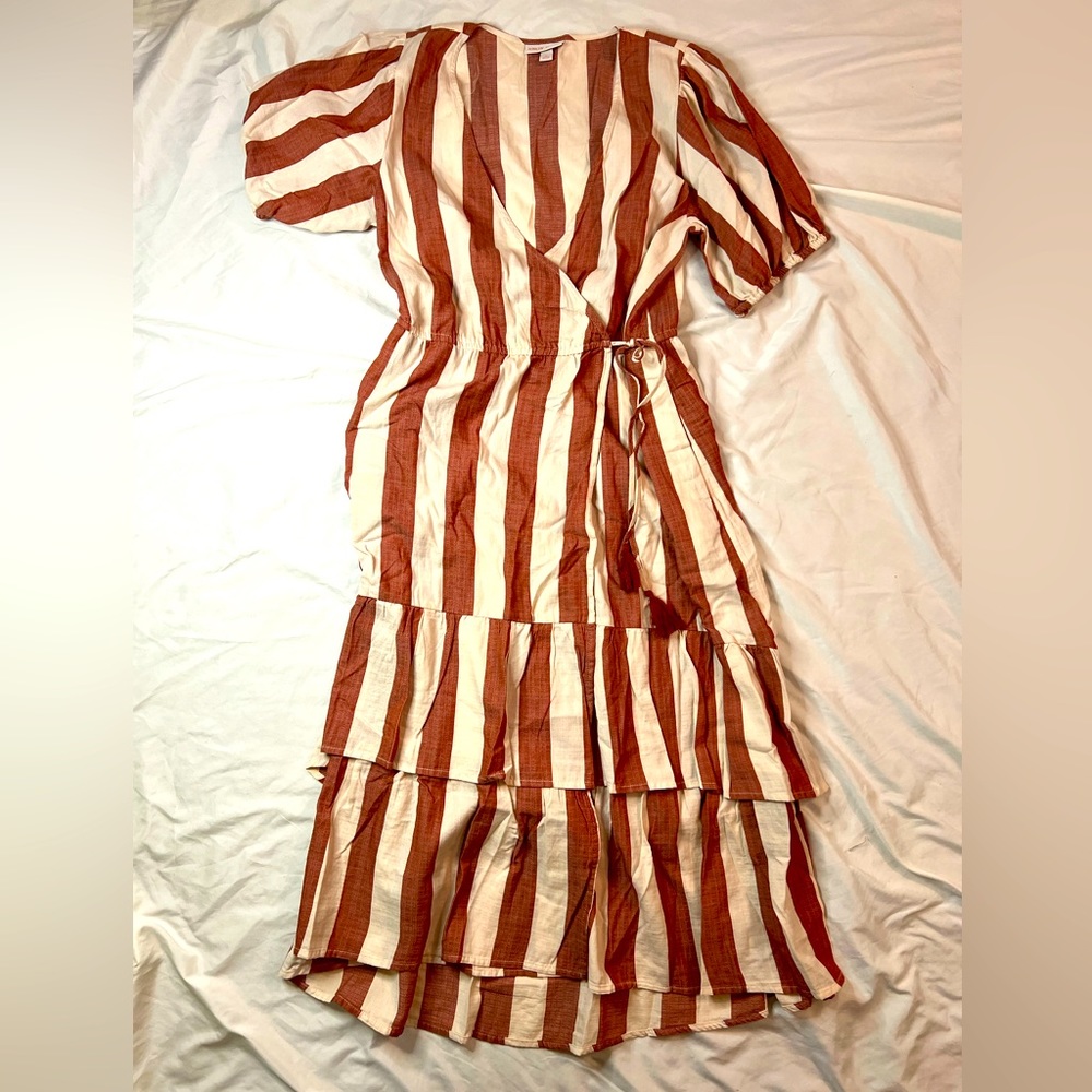 NWOT Knox Rose Red/Cream Wrap Maxi Dress